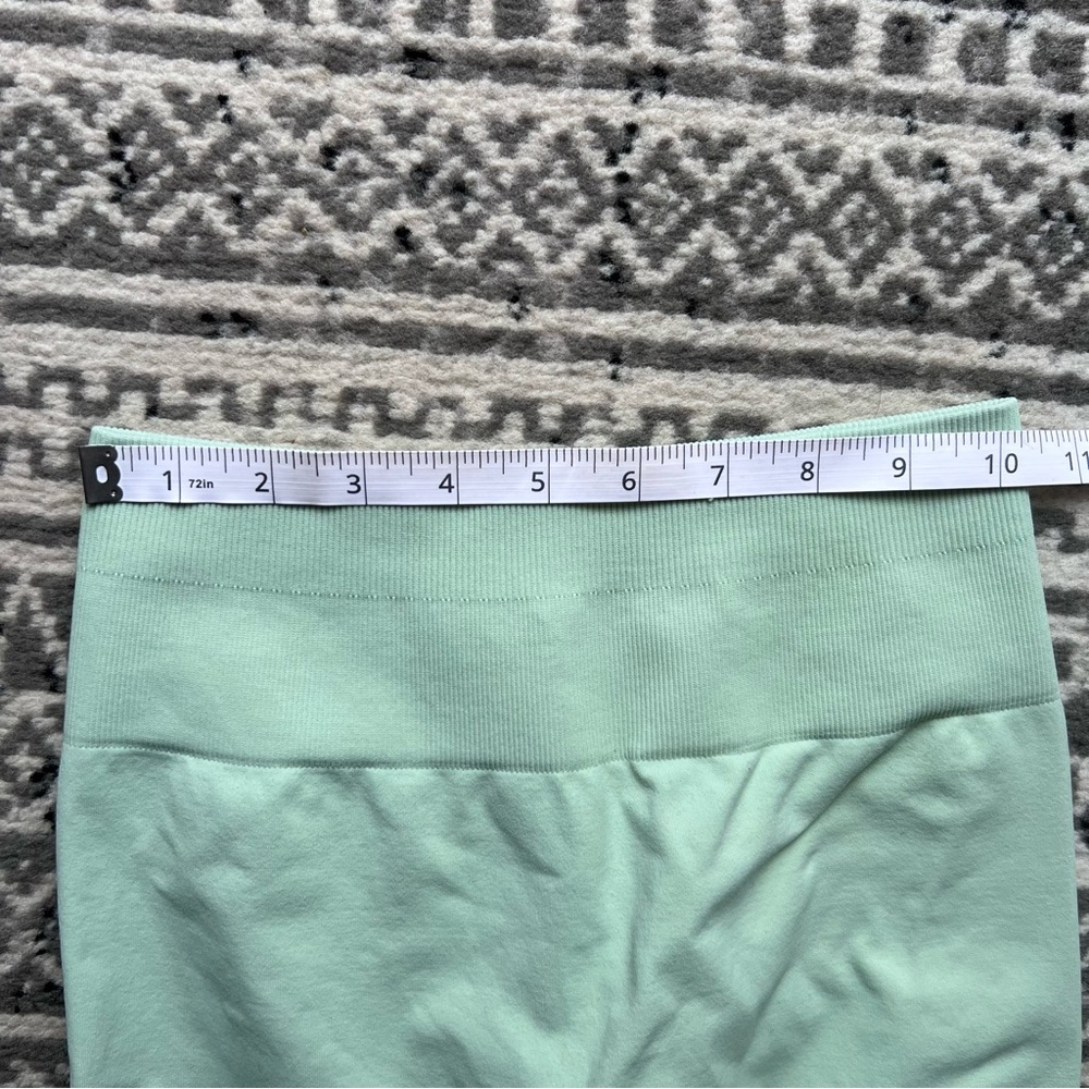 Aurola Pastel Green Leggings - Picture 6 of 8